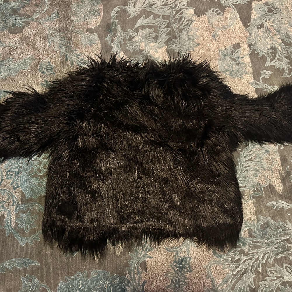 Boohoo Chic Black Faux Fur Jacket - Picture 3 of 7